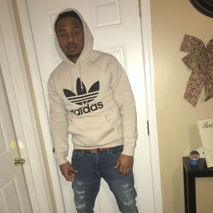 Meet your Posher, Dom